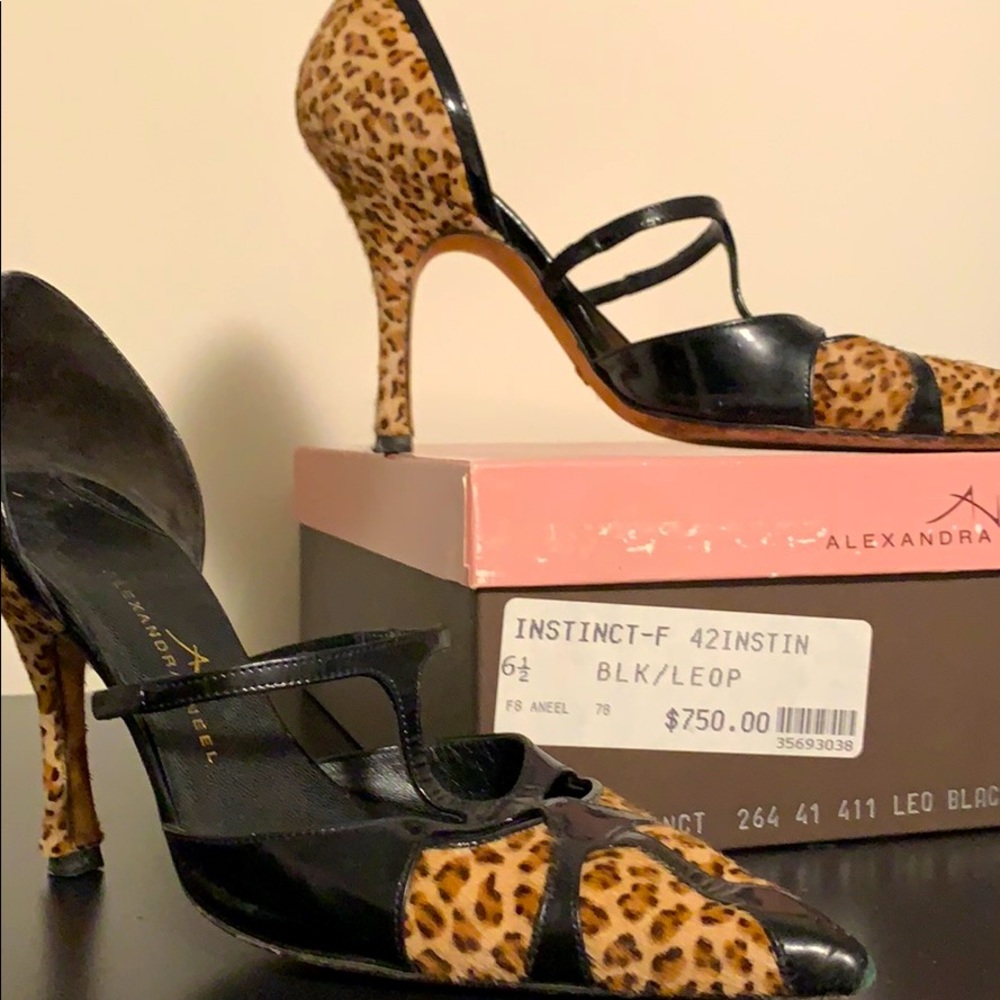 Alexandra Neel leopard print / patent heels